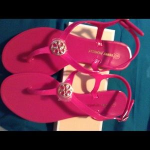 Tory burch hot pink jelly sandals