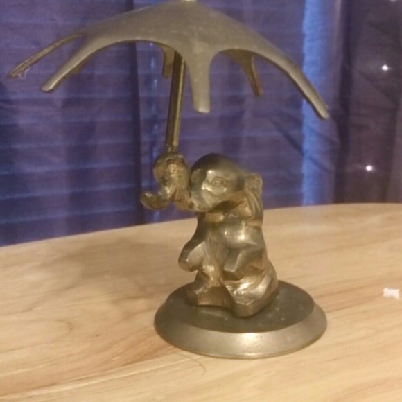 Elephant figurine