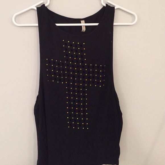 Muscle tee **WILL GLADLY TAKE OFFERS**