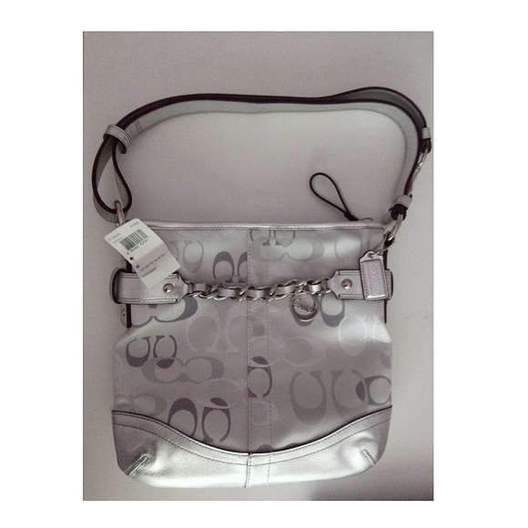 Authentic Coach handbag / cross body