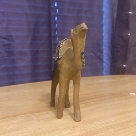Camel figurine