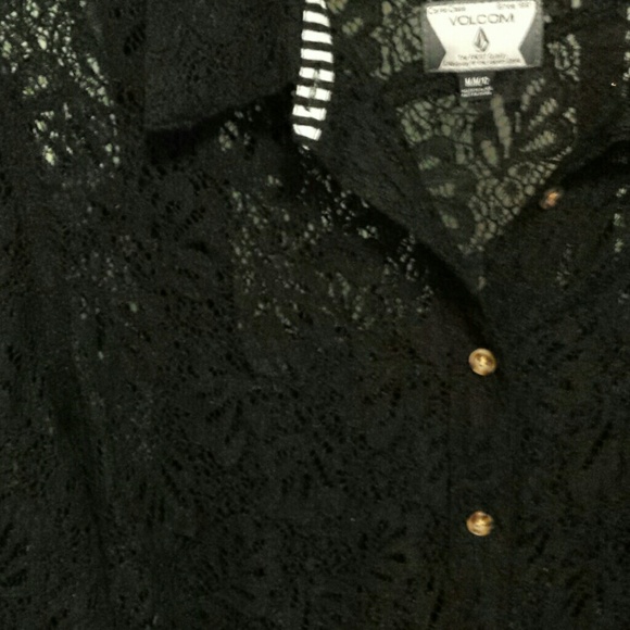 🆕🆕 LISTING VOLCOM  BLACK LACE TOP - Picture 3 of 3