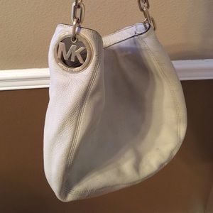 ⭐️Next 2 hours only $30⭐️ ivory Michael Kors bag