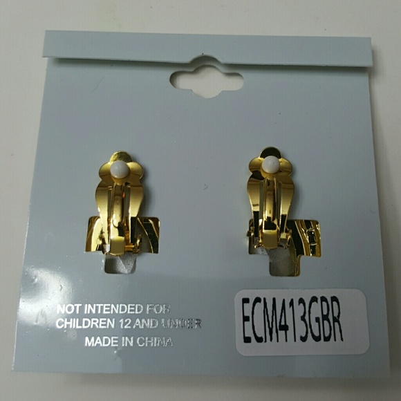 Champagne color stone clip earrings - Picture 3 of 4