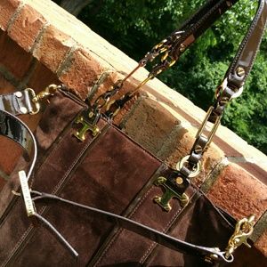 Additional pictures of tory Burch handbag