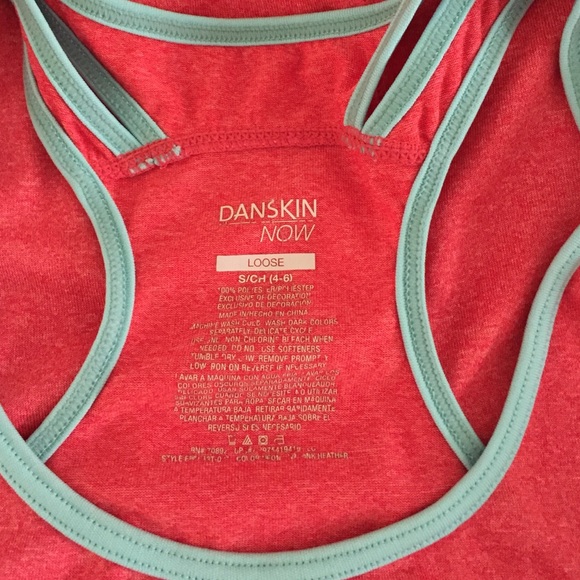 Set of 3 workout tanks - Picture 2 of 4