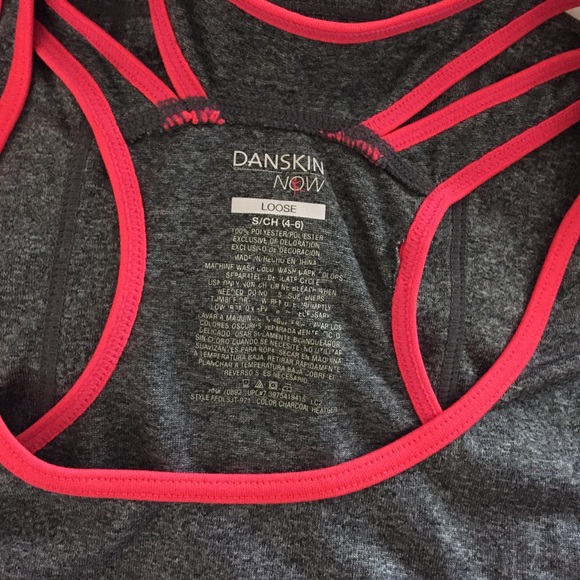 Set of 3 workout tanks - Picture 3 of 4