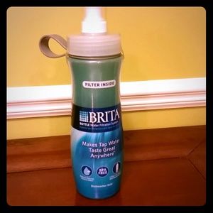 NEW Brita Water Bottle Filtration System 20 oz