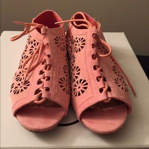 ❌SOLD❌ Qupid Cut-out pink open toe flats