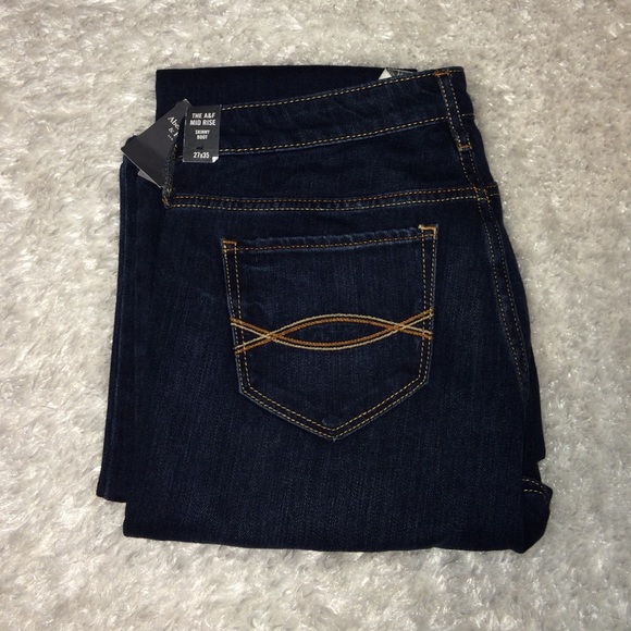 A&F Dark Jeans! Size 27!