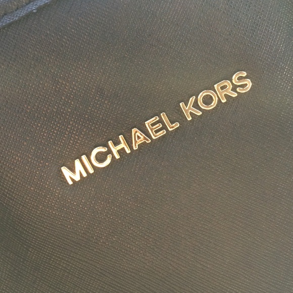 🚫SOLD🚫 Black Michael Kors Large Jet Set Tote - Picture 2 of 4