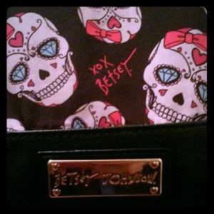 Adorable  Betsey Johnson Sugar Skull Handbag