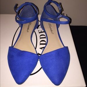 ❌SOLD❌ Breckelle's blue suede pointed flats
