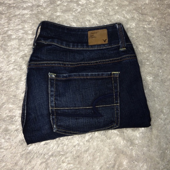 American Eagle Capris! Size 6