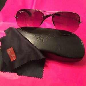 ⭐️ Sold on another site ⭐️Ray-Ban aviators