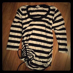 3/4sleeve maternity shirt.