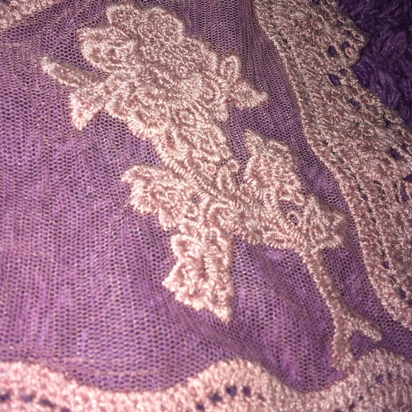 Pink crochet and mesh vest - Picture 3 of 4