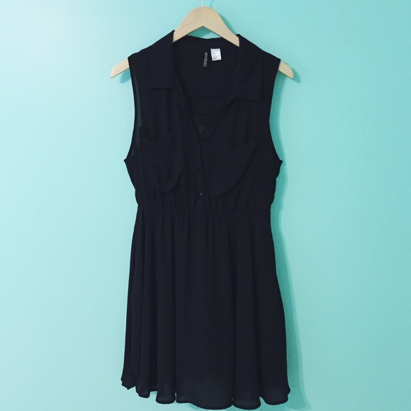 🎉HP🎉 Black Chiffon Sleeveless Shirt Dress