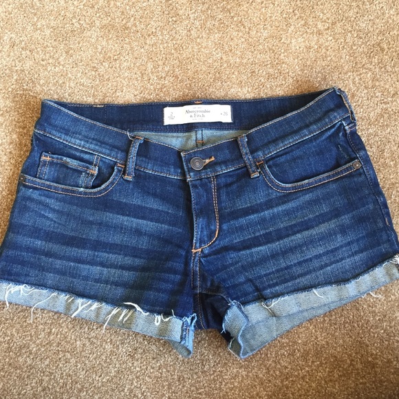 BUNDLE: Abercrombie & Fitch shorts and J Crew belt
