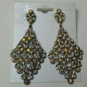 Antique earring with the multicolored stone