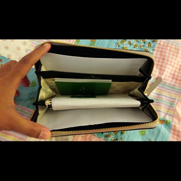 Kate Spade 2 park ave lacey wallet - Picture 2 of 3