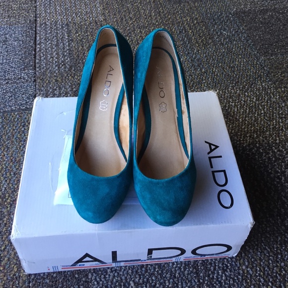 Wedge - Picture 3 of 3