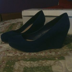 Apt. 9 Blue Suede wedges
