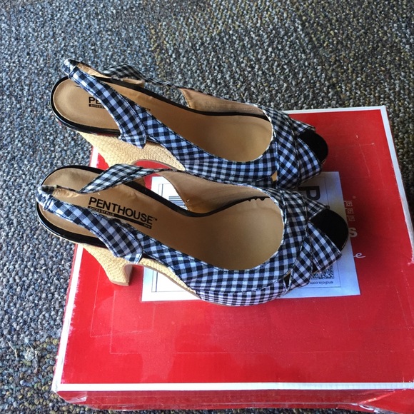 Wedge heel - Picture 2 of 4