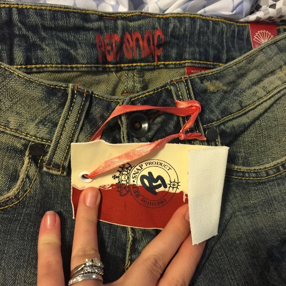 Alloy Size 5 jeans new with tags - Picture 2 of 3