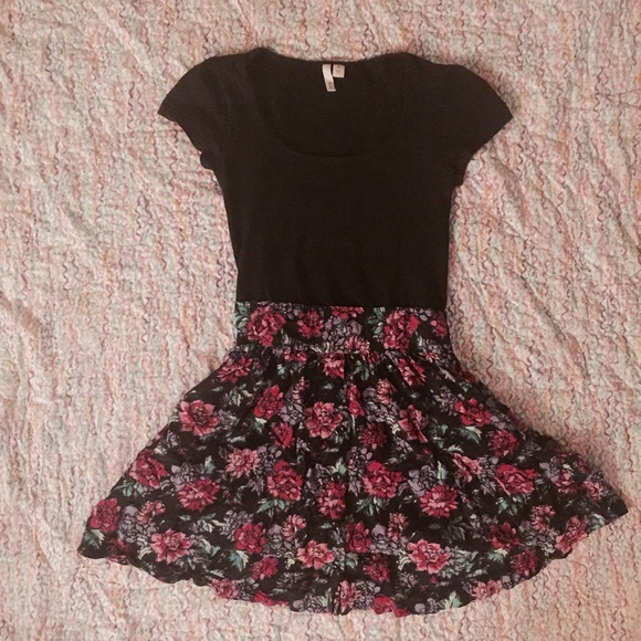 Babydoll Flare Dress - Picture 1 of 3