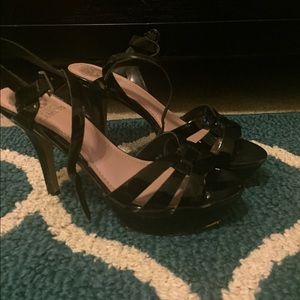 Patent Leather Vince Camuto heels