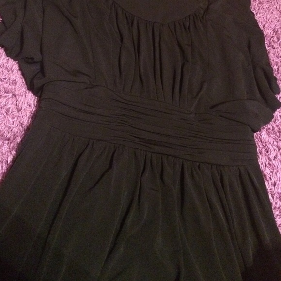 Black dress - Picture 4 of 5