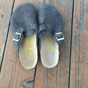 Brand new never Birkenstock shoes. Super comfy