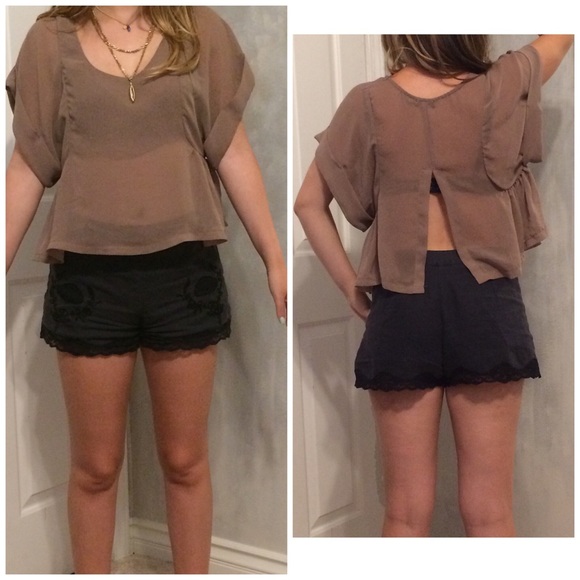 Taupe flowy crop - Picture 4 of 4