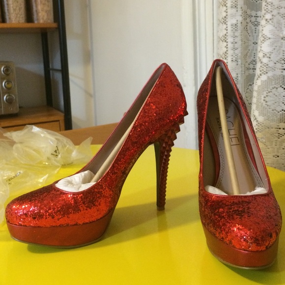 RACHEL Rachel Roy RFKIMI red glitter pumps