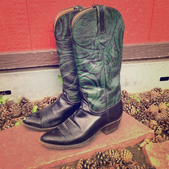 Handcrafted leather cowboy boots