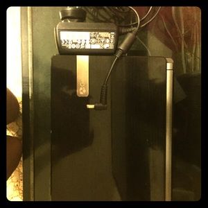 A gateway laptop barely used includes charger