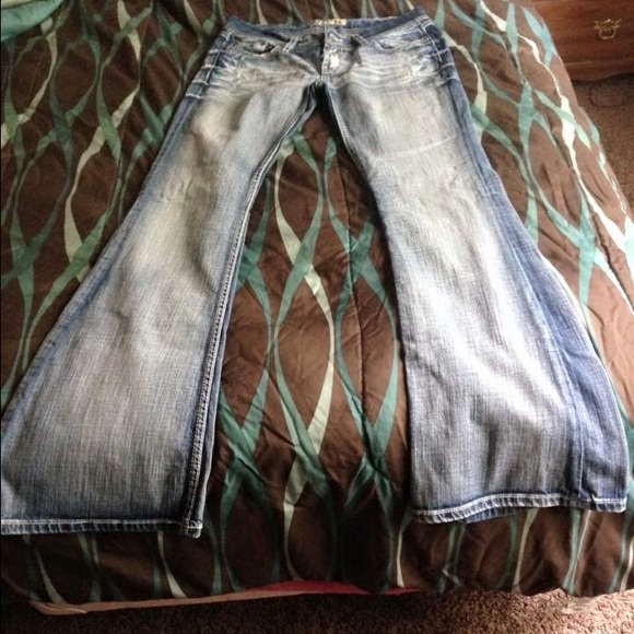 BKE Flare style Rachel Jeans.