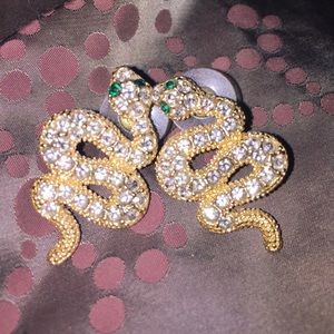 Gold snake with white and green diamond earrings🐍