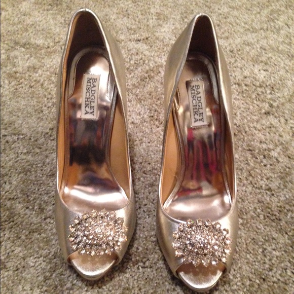 Glamorous evening shoe. Badgley Mischka