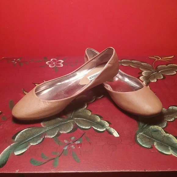 Steven Madden Flats!