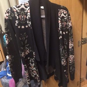 ASO PLL urban outfitters cardigan