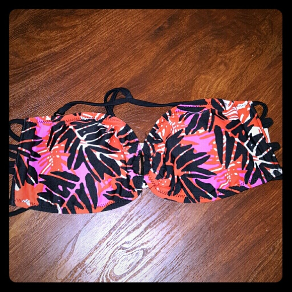 Bathing suit top