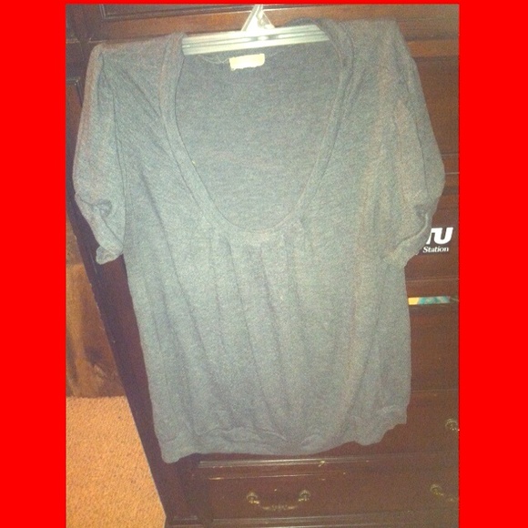 Gray shirt