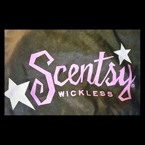 SCENTSY black tablecloth