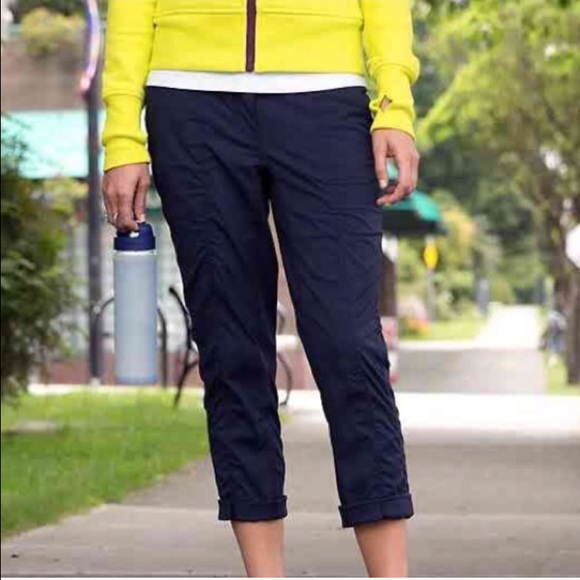 lululemon studio crop pants