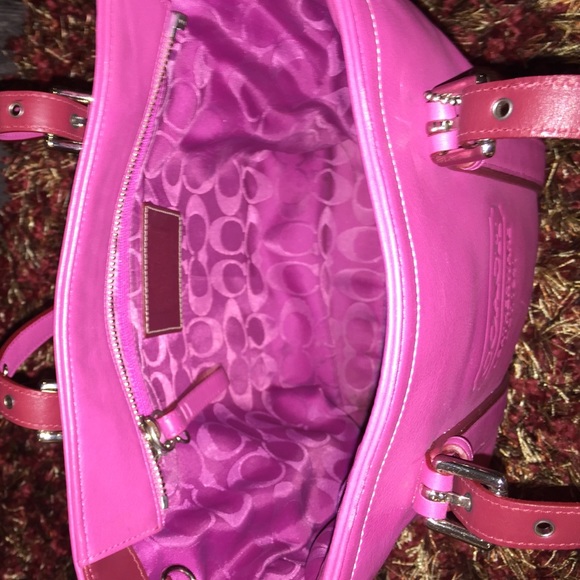 ‼️SOLD‼️ Coach Handbag - Picture 2 of 4