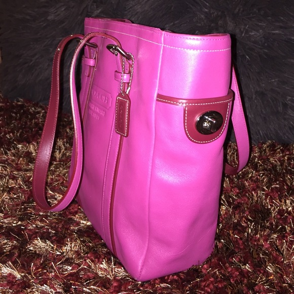 ‼️SOLD‼️ Coach Handbag - Picture 3 of 4