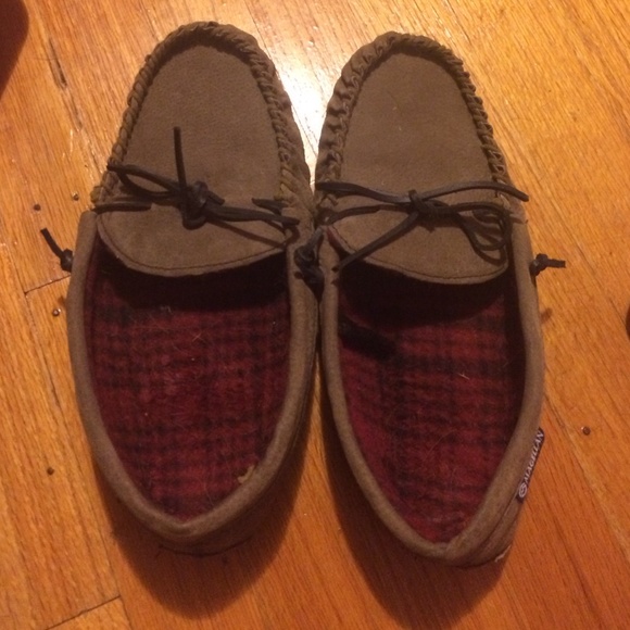 Magellan slippers
