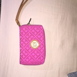 Tommy Hilfiger wristlet